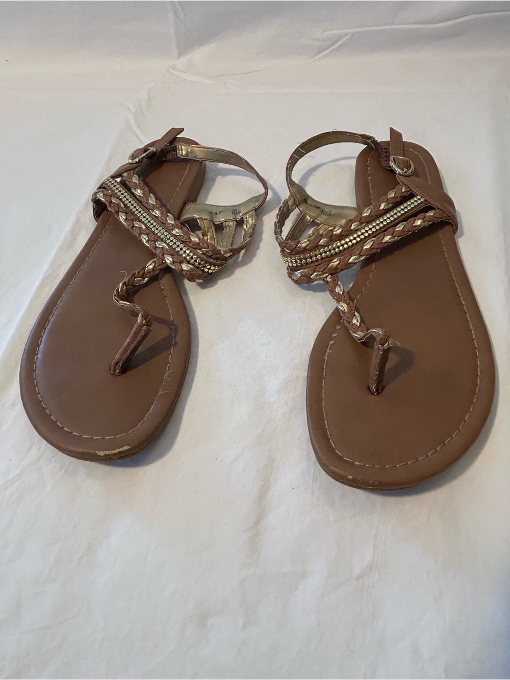 Women’s flats size 8 shoes sandals gladiator American Eagle summer brown gold